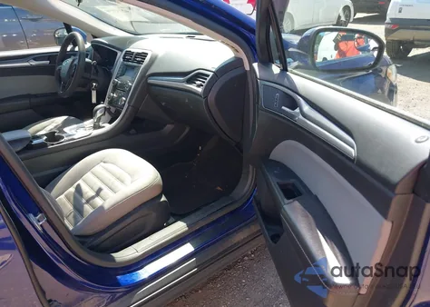 2014 Ford Fusion S z USA, uszkodzony, nr VIN 1FA6P0G77E5401358